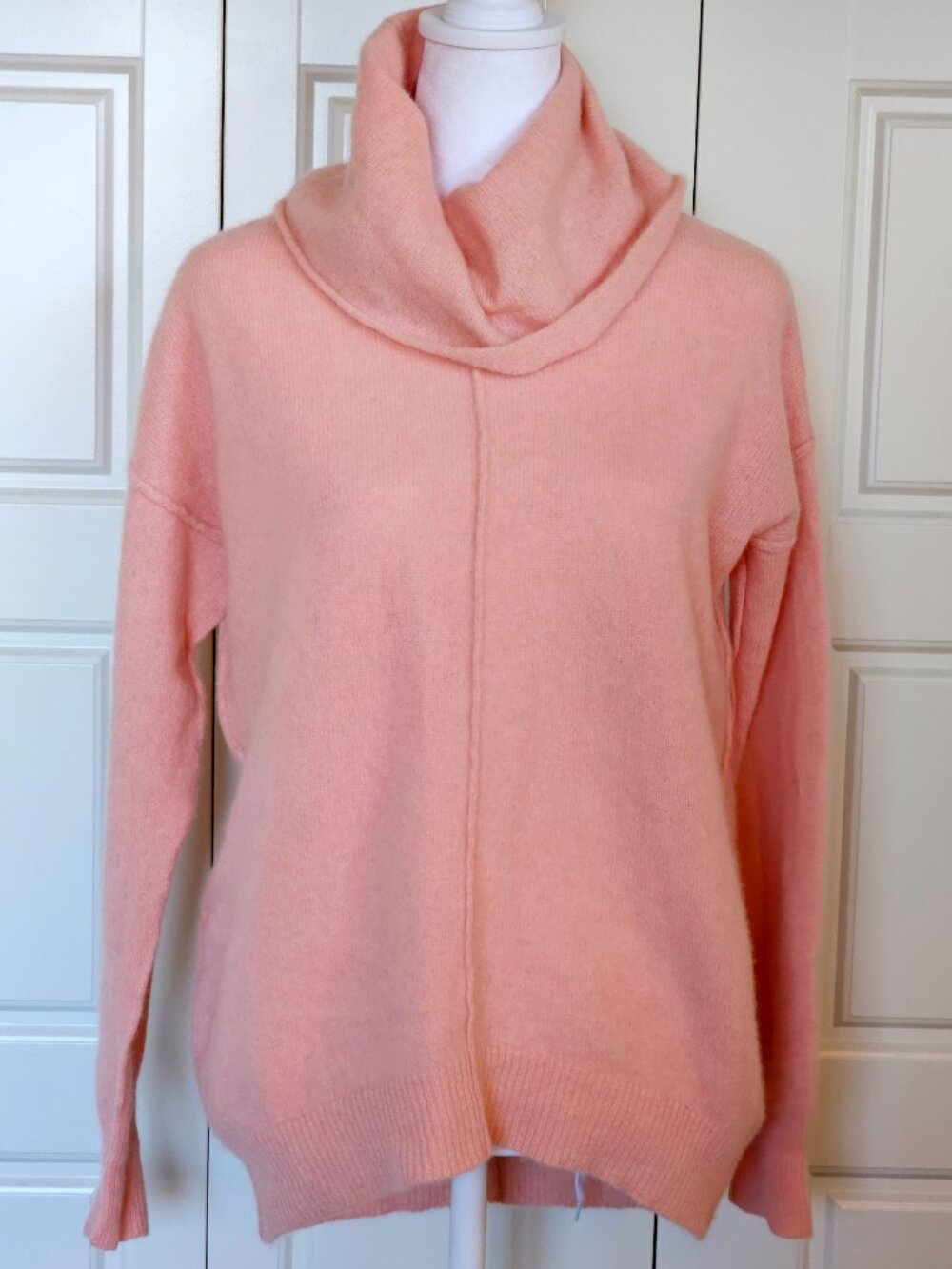 Max Studio 100% Cashmere Cowl Turtleneck Sweater L Apricot Blush